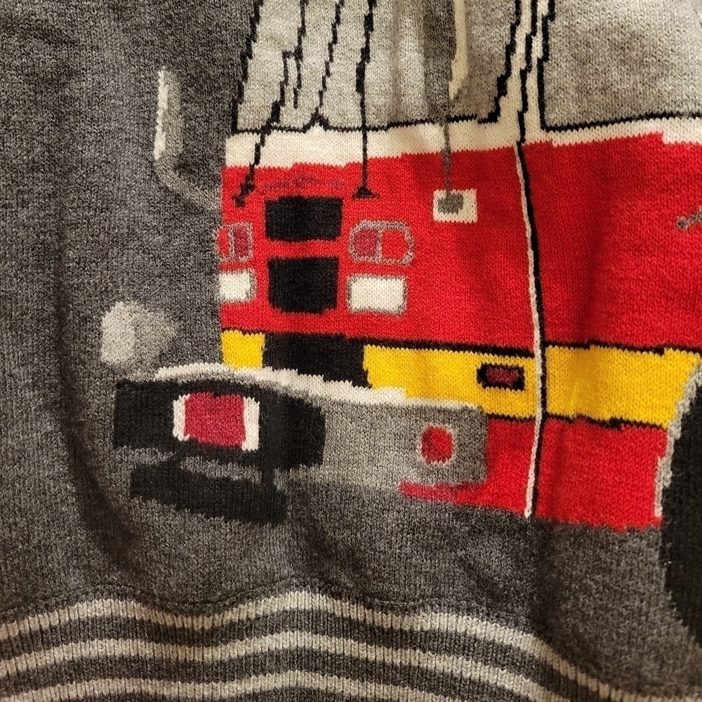 Gap Boy Firetruck Sweater Set 4 Gray Red - Picture 3 of 8